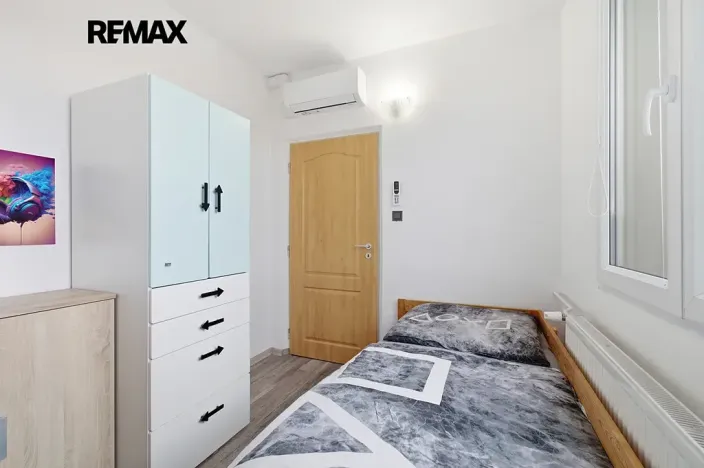 Prodej bytu 3+1, Horní Bříza, Jedlová, 61 m2