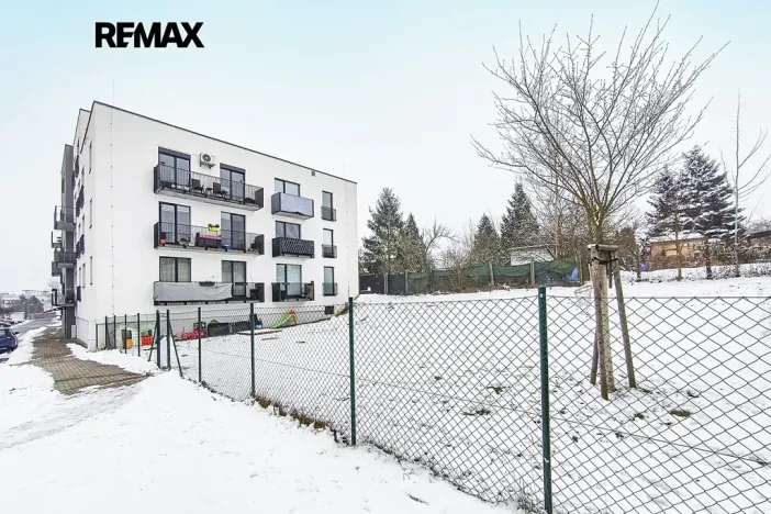 Pronájem bytu 1+kk, Plzeň, V Zahrádkách, 39 m2