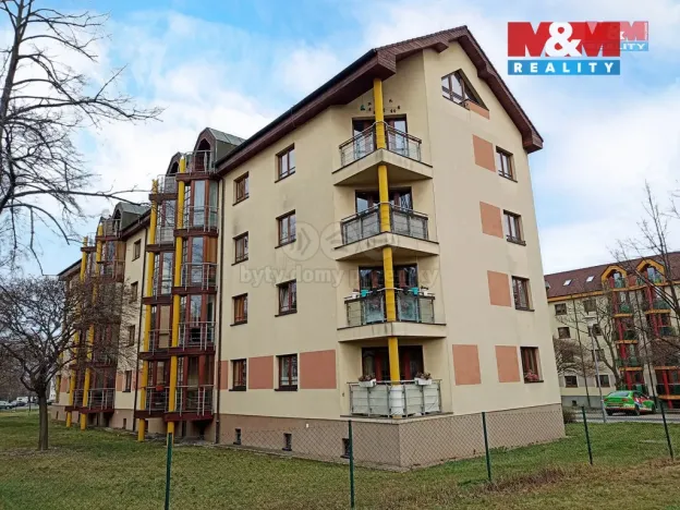 Pronájem bytu 2+1, Most, Jaroslava Seiferta, 63 m2