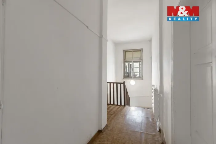 Prodej rodinného domu, Paskov, Náměstí, 250 m2