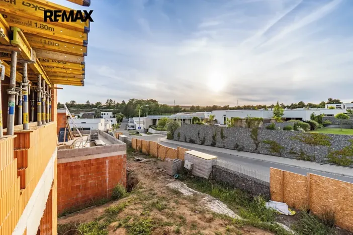 Prodej vily, Praha - Lysolaje, K Housličkám, 310 m2