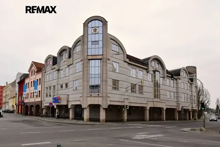 Pronájem kanceláře, Nymburk, Náměstí Přemyslovců, 12 m2