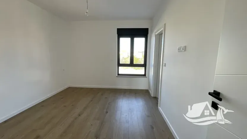 Prodej bytu 4+kk, Tribunj, Chorvatsko, 105 m2