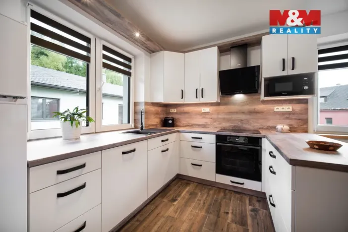 Prodej rodinného domu, Červená Voda, 129 m2