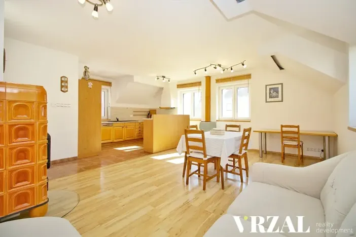 Prodej vícegeneračního domu, Tursko, Ke Statkům, 189 m2