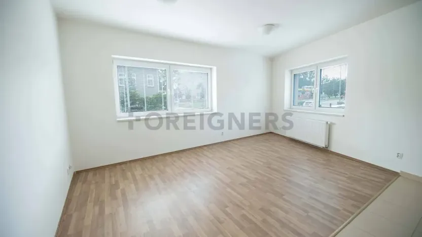 Pronájem bytu 2+kk, Brno, Jemelkova, 48 m2