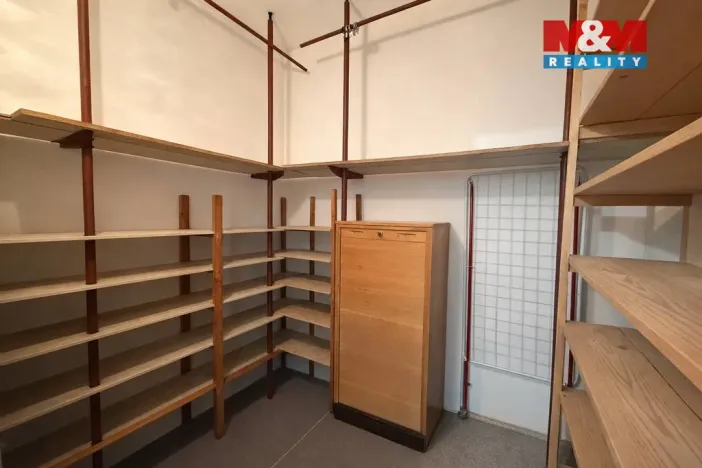 Pronájem bytu 3+1, Strakonice - Strakonice I, Tržní, 81 m2