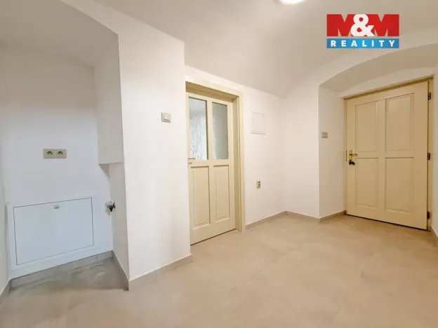 Prodej rodinného domu, Zalužany, 160 m2