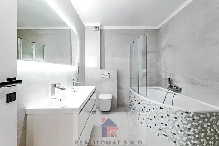 Prodej kanceláře, Praha - Komořany, Pod lesem, 440 m2