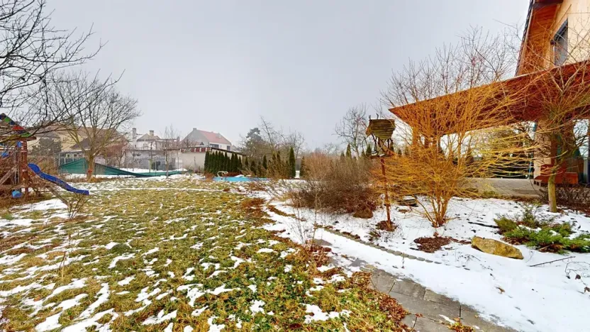 Prodej rodinného domu, Ivaň, 319 m2