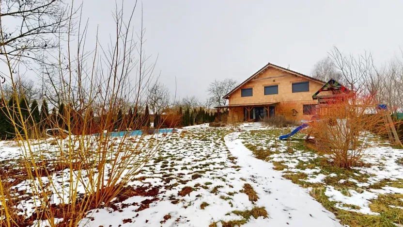 Prodej rodinného domu, Ivaň, 319 m2