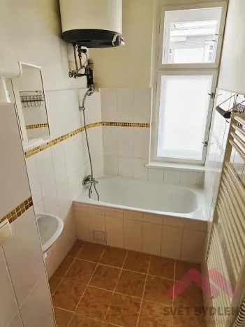 Pronájem bytu 2+1, Praha - Žižkov, Ambrožova, 55 m2