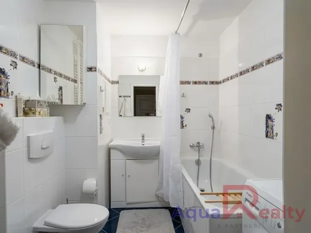Pronájem bytu 3+kk, Karlovy Vary, Zámecký vrch, 86 m2