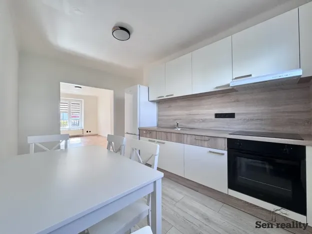 Pronájem bytu 2+1, Kolín, Bachmačská, 50 m2