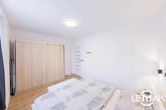 Prodej bytu 2+1, Příkazy, 56 m2