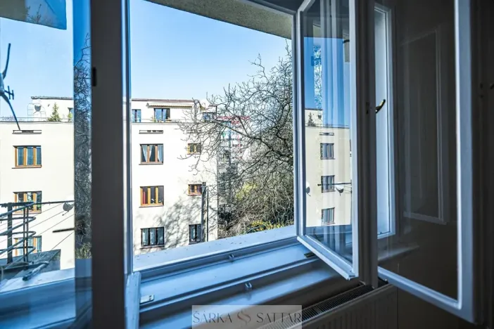 Pronájem bytu 2+kk, Praha - Podolí, Jeremenkova, 49 m2