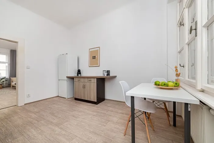 Pronájem pokoje, Plzeň, Riegrova, 190 m2