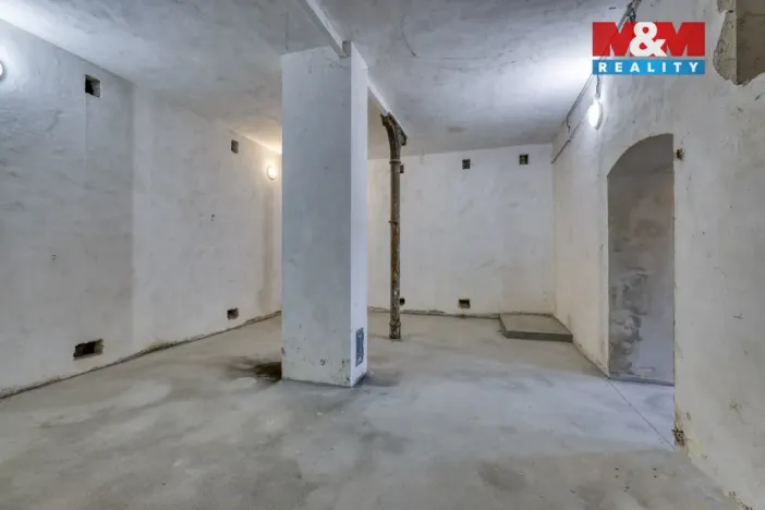 Prodej činžovního domu, Bečov nad Teplou, Nádražní, 219 m2