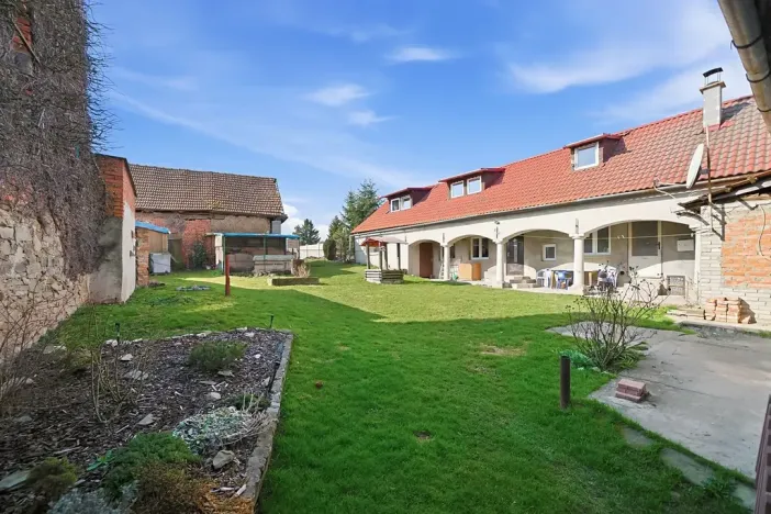 Prodej rodinného domu, Hvozd, 216 m2