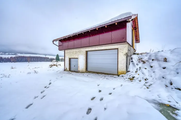 Prodej obchodního prostoru, Furth im Wald, Německo, 584 m2