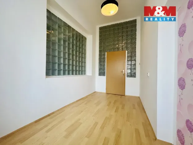 Pronájem kanceláře, Klatovy - Klatovy I, Kpt. Jaroše, 9 m2