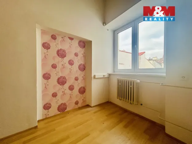 Pronájem kanceláře, Klatovy - Klatovy I, Kpt. Jaroše, 9 m2