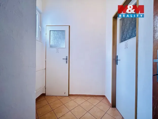 Pronájem kanceláře, Klatovy - Klatovy I, Kpt. Jaroše, 9 m2