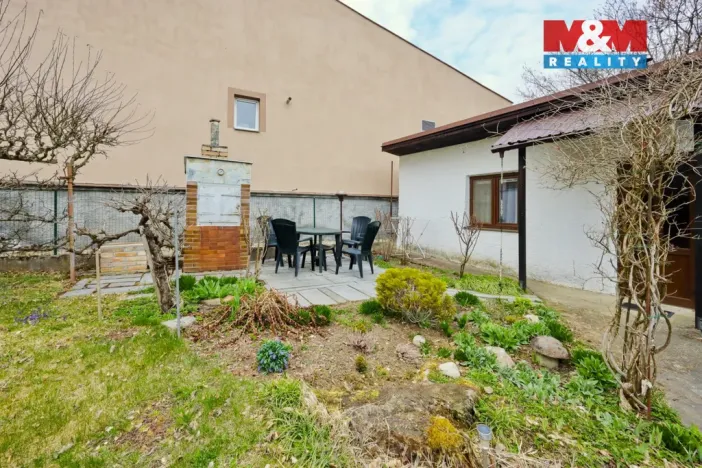 Prodej chaty, Černovice, Lhotkova, 33 m2