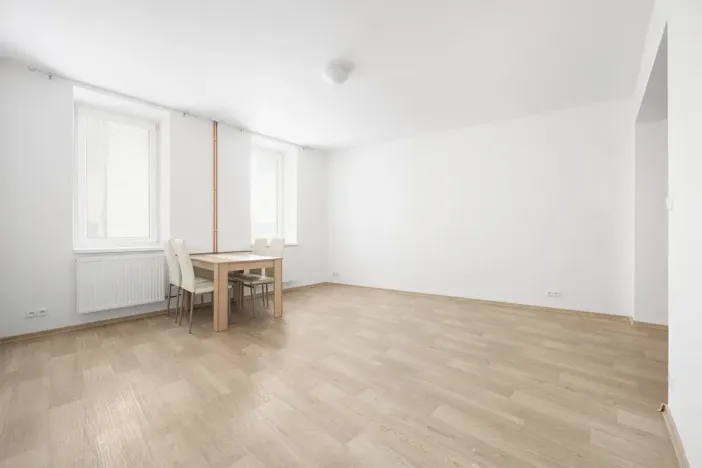 Pronájem bytu 1+kk, Brno, Tomáškova, 45 m2