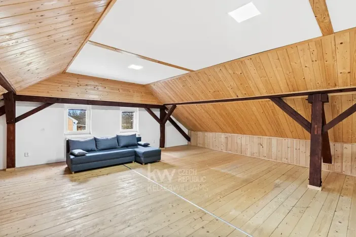 Prodej obchodního prostoru, Milíkov, 420 m2