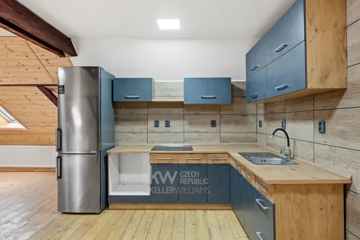 Prodej obchodního prostoru, Milíkov, 420 m2