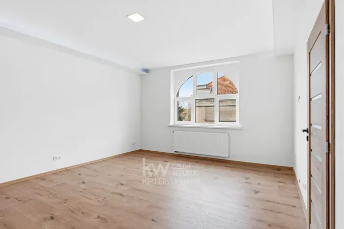 Prodej bytu 2+1, Cheb, Na Hradčanech, 82 m2