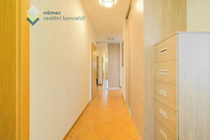 Pronájem bytu 3+kk, Praha - Hrdlořezy, V třešňovce, 109 m2