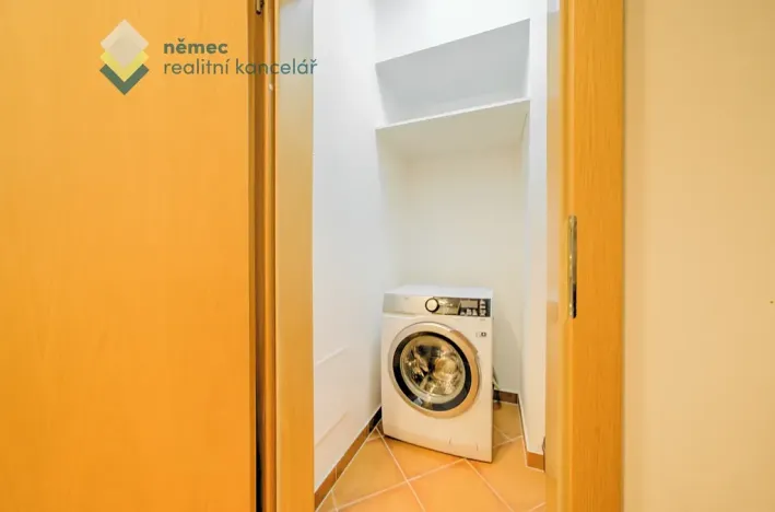 Pronájem bytu 3+kk, Praha - Hrdlořezy, V třešňovce, 109 m2