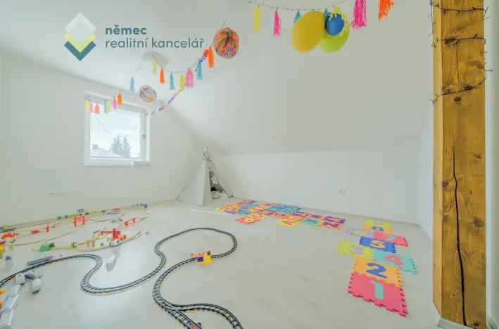 Pronájem rodinného domu, Sobotka, Za školou, 140 m2