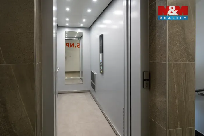 Prodej bytu 1+kk, Olomouc, Wolkerova, 33 m2