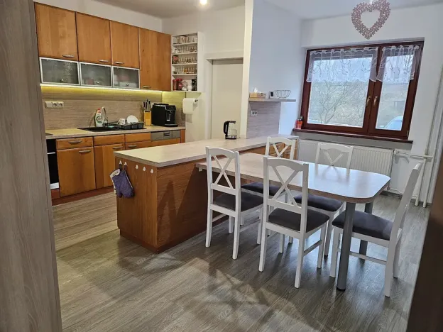 Prodej rodinného domu, Šumice, 250 m2