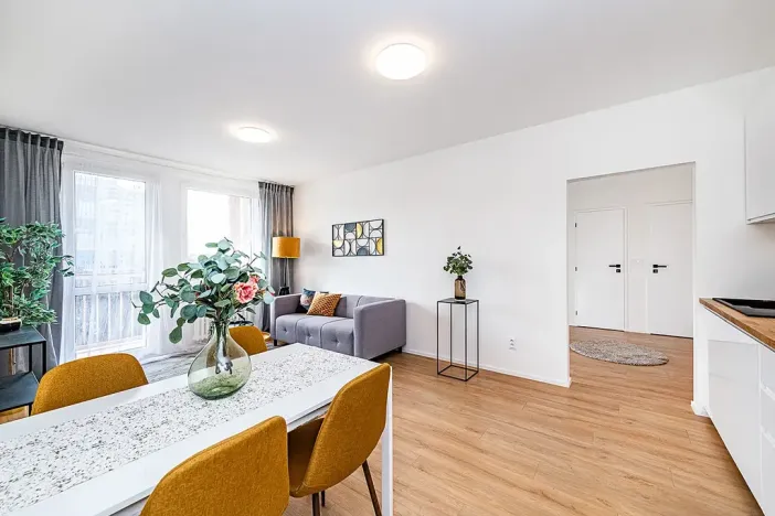 Prodej bytu 4+kk, Praha - Troja, Lešenská, 72 m2