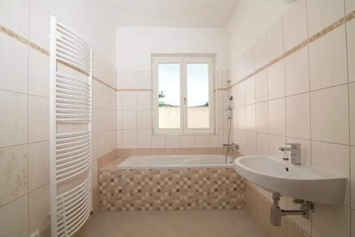 Prodej bytu 2+kk, Mariánské Lázně, Ruská, 53 m2