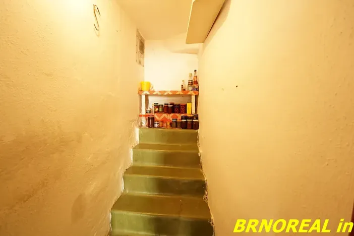 Prodej rodinného domu, Želeč, 237 m2