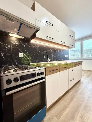 Pronájem bytu 3+1, Vsetín, Ohrada, 72 m2