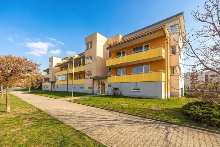 Prodej bytu 3+kk, Praha - Kyje, Sicherova, 91 m2