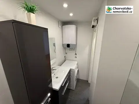 Prodej bytu 2+1, Jadranovo, Chorvatsko, 45 m2