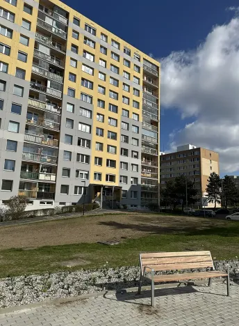 Prodej bytu 3+1, Praha, Hněvkovského, 78 m2