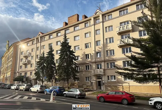 Pronájem bytu 2+kk, Chomutov, Na Příkopech, 39 m2