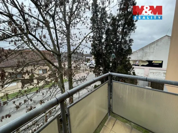 Pronájem bytu 1+kk, Praha, Ve žlíbku, 43 m2