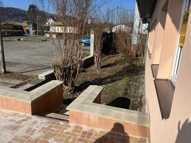 Prodej výrobních prostor, Nový Bor, 286 m2