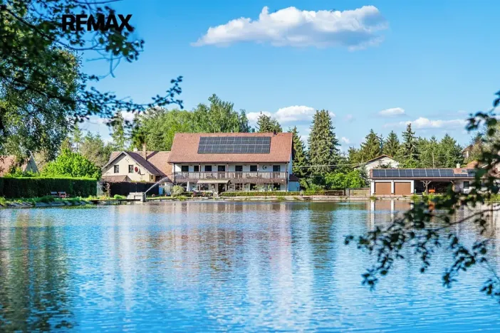 Prodej rodinného domu, Přelíc, 460 m2