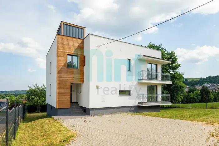 Prodej bytu 2+kk, Háj ve Slezsku, Slezská, 60 m2