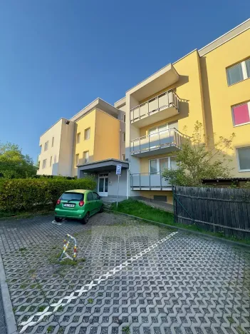 Pronájem bytu 1+kk, Praha - Uhříněves, U uhříněveské obory, 32 m2